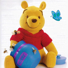 Load image into Gallery viewer, Winnie the Pooh and his Friends Crochet Pattern
